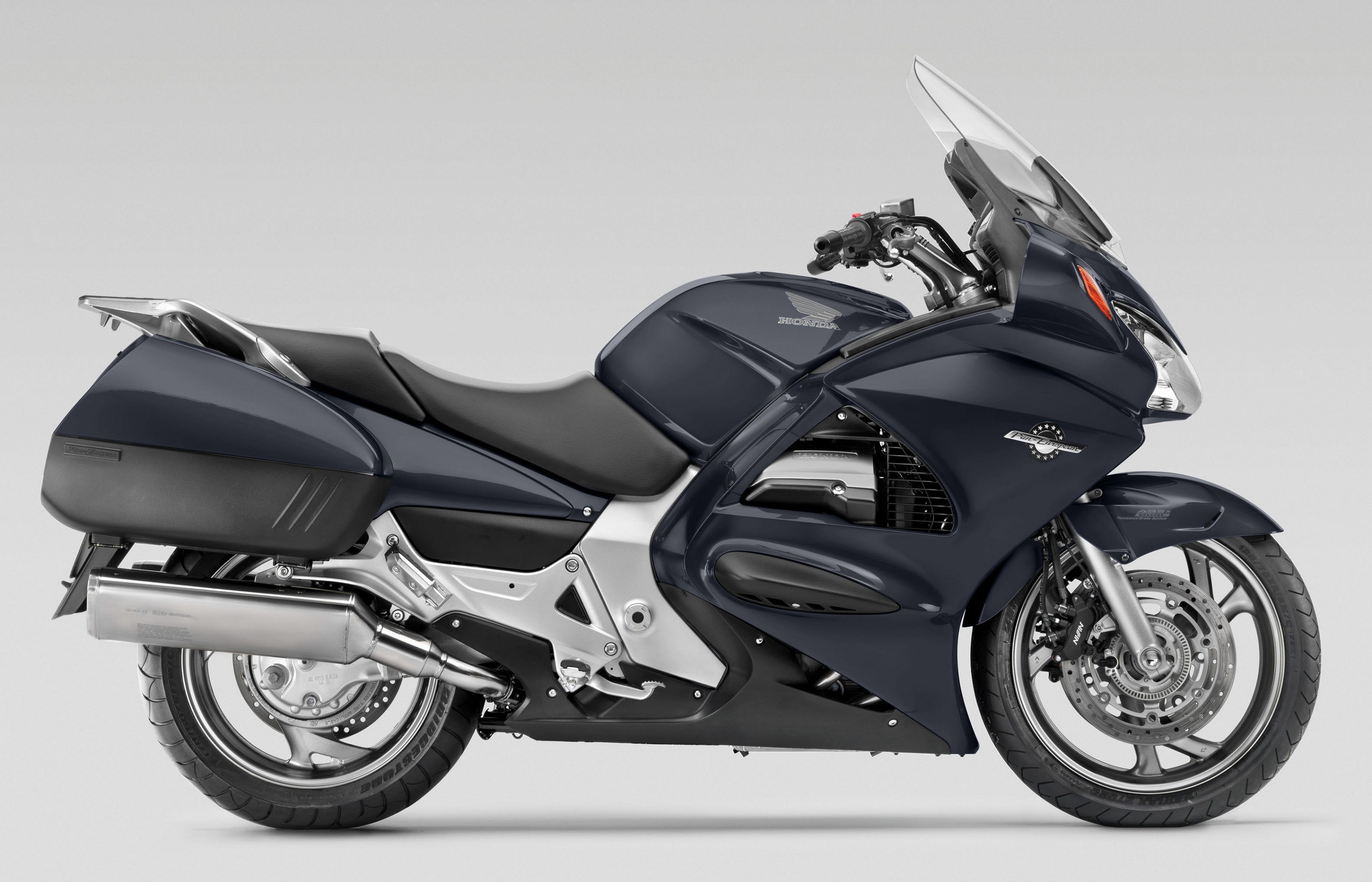 Honda pan european store st1300 for sale