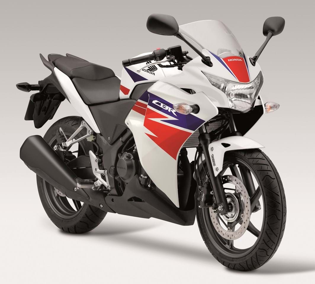 Honda cbr250r пластик