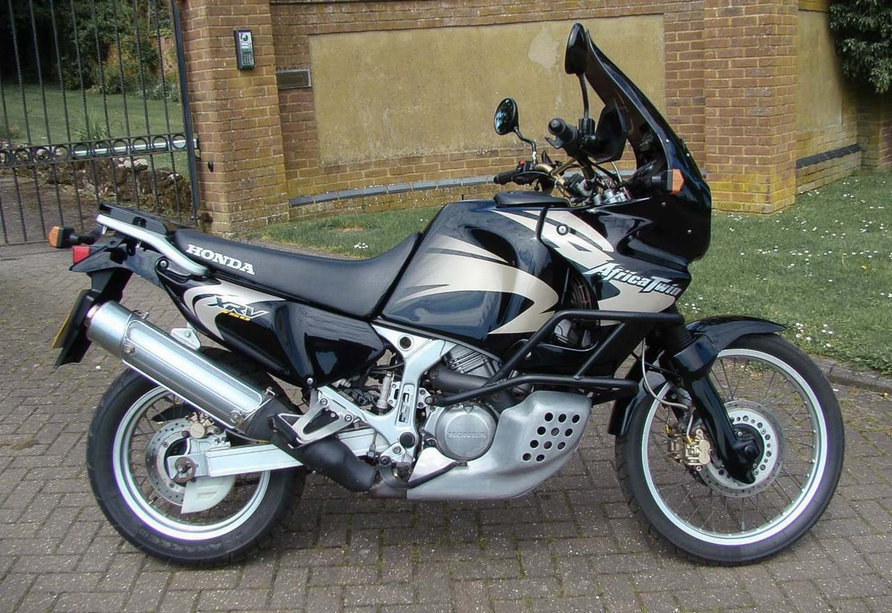 Honda XRV750 (1996-2003 RD07A) • For Sale • Price Guide • The Bike Market