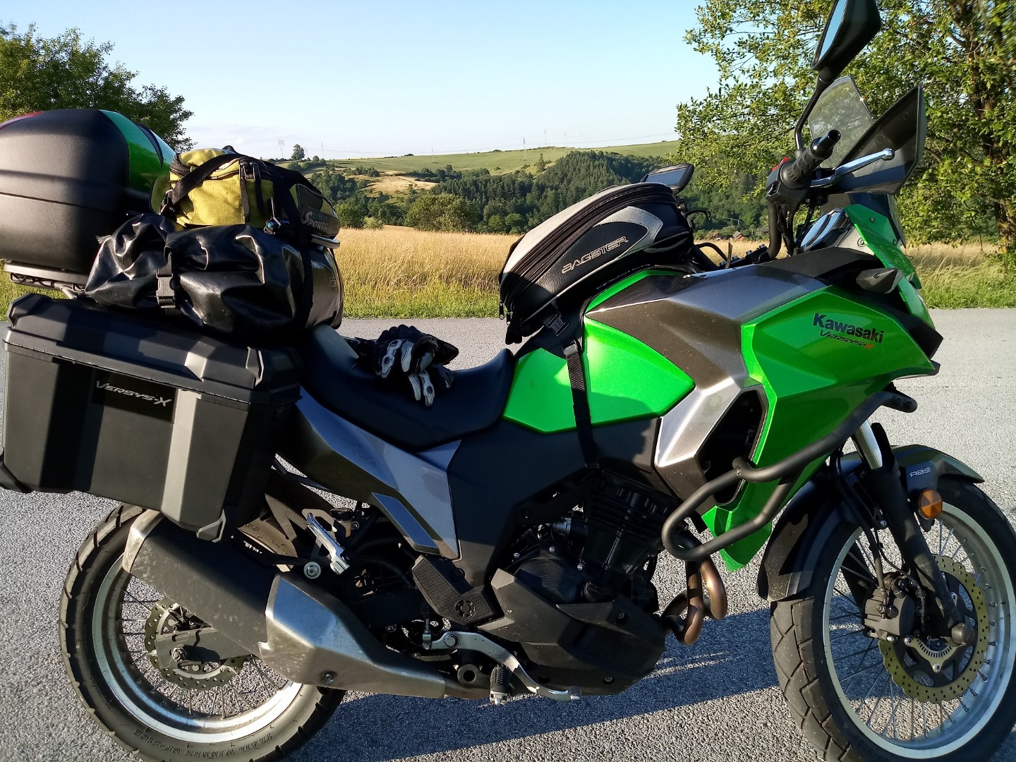 versys 300 luggage