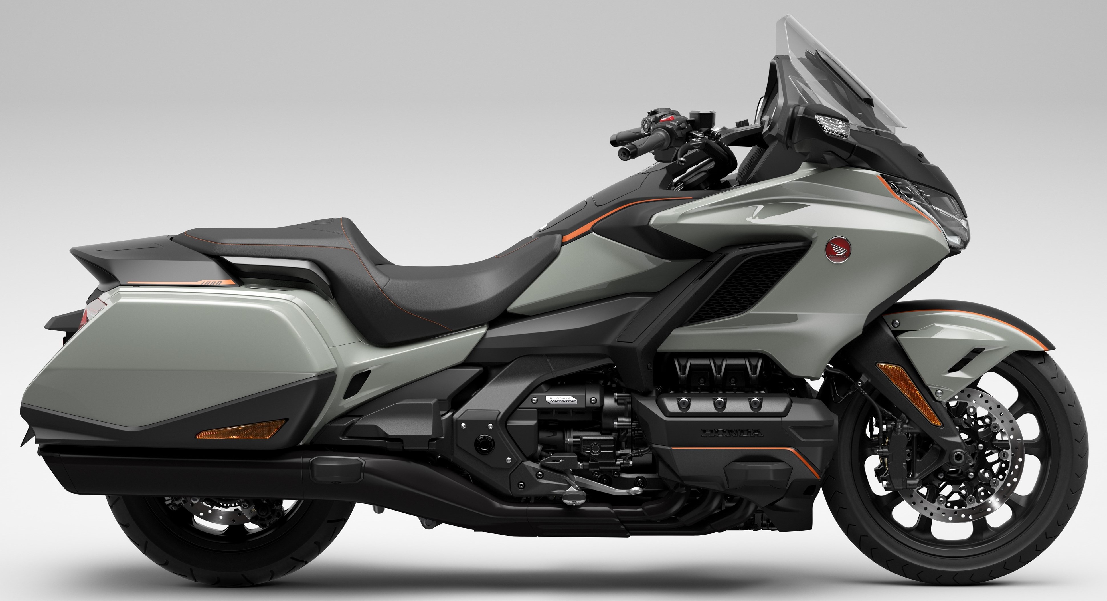 price of honda goldwing 2021