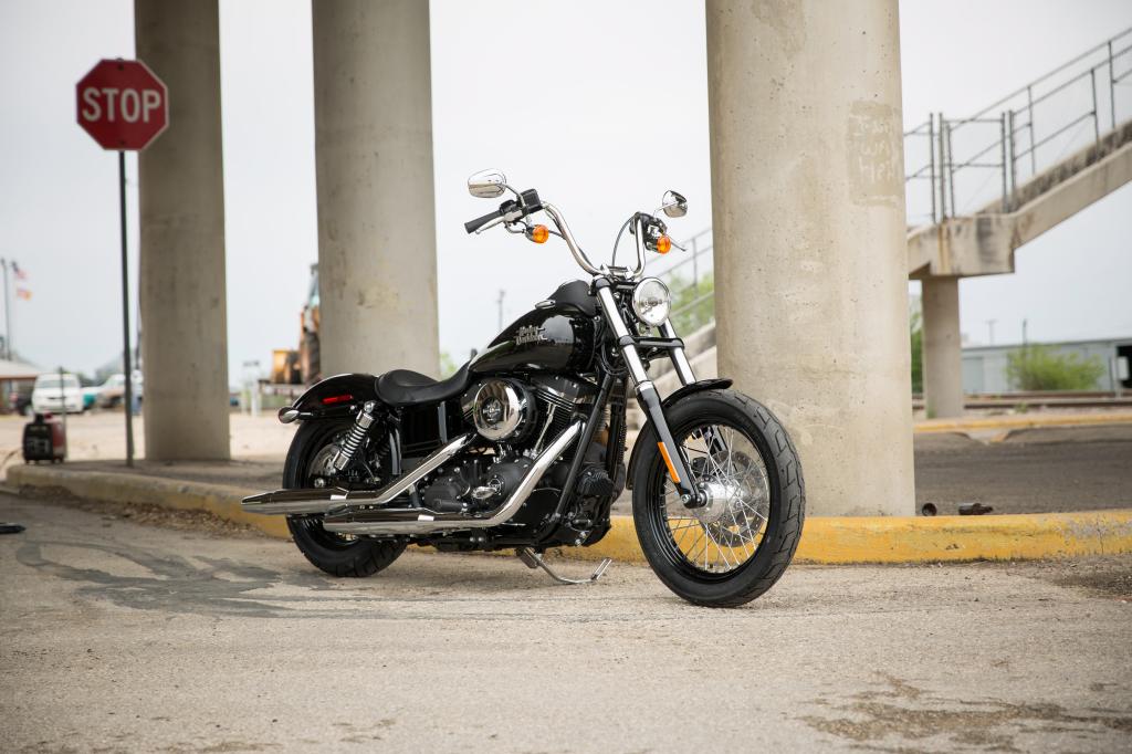 2017 harley street bob for sale