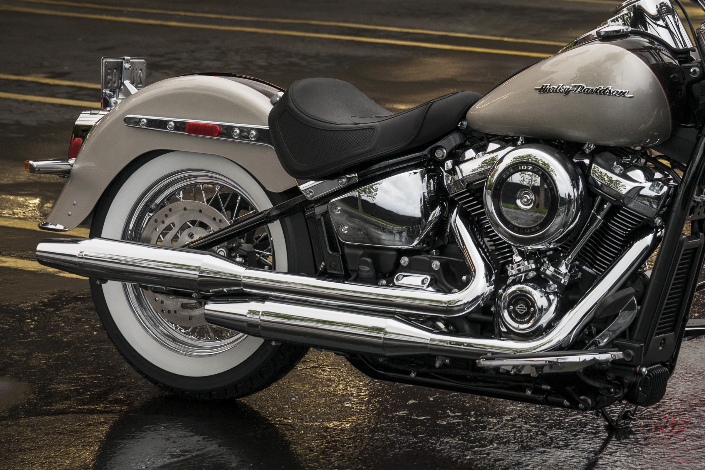 harley davidson softail deluxe 2020